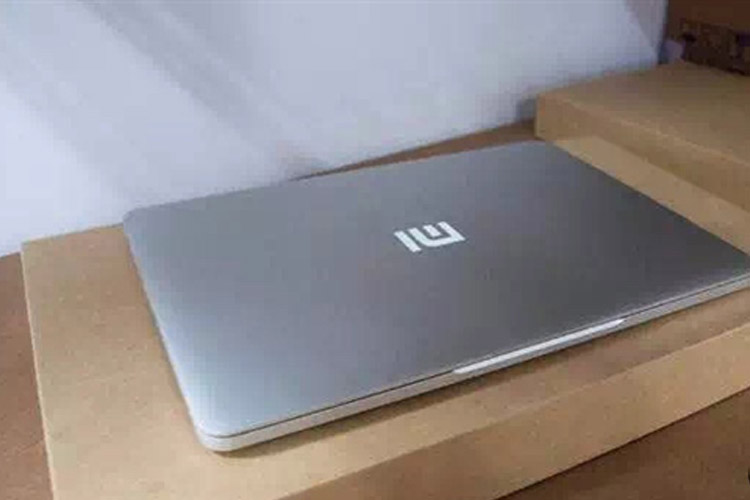شیائومی از لپ تاپ مجهز به شبکه ۴G LTE رونمایی میکند a3a00c7d 049c 4fd6 ae61 9337eaff4a3c 1482249043 - شیائومی از لپ تاپ مجهز به شبکه ۴G LTE رونمایی میکند