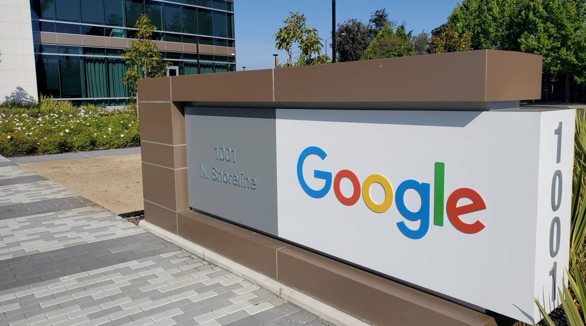 گوگل میخواهد فضای جدیدی با یک مرکز سخت افزار در سیلیکون ولی راهاندازی کند Google Reuters F 1 - گوگل میخواهد فضای جدیدی با یک مرکز سخت افزار در سیلیکون ولی راهاندازی کند