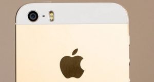 knowledge of the notification by the iphone camera flash 300x160 - بلاگ
